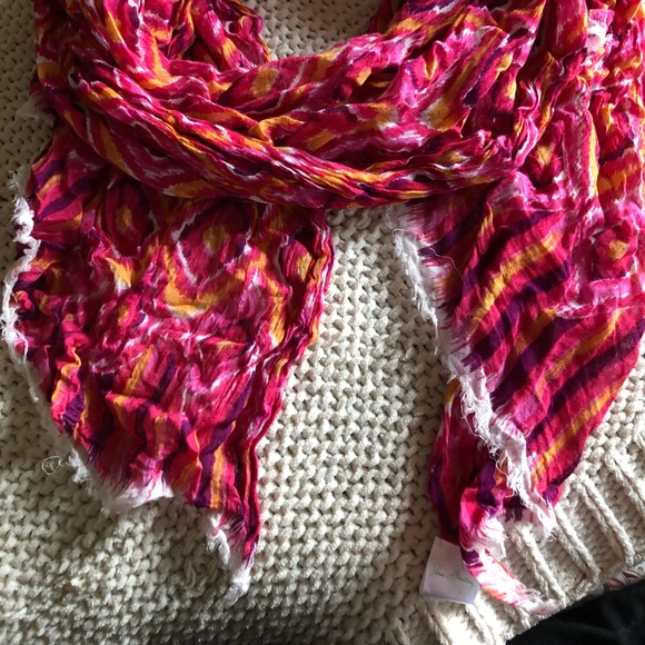 Vera Bradley Clementine Scarf - Picture 2 of 4
